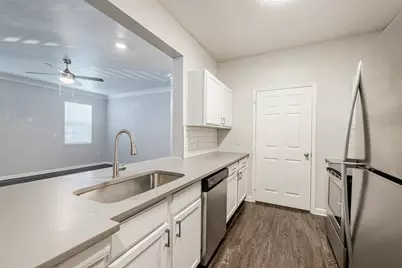 12215 Hunters Chase Drive #10207N, Austin, TX 78729 - Photo 4