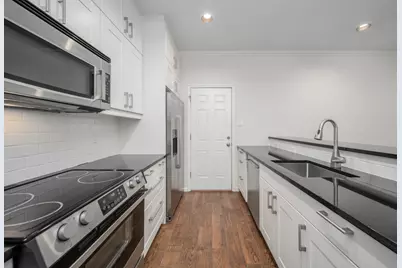 1201 McDuffie Street #103, Houston, TX 77019 - Photo 6