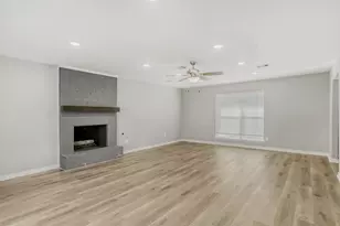 28943 Enchanted Dr, Shenandoah, TX 77381 - Photo 6