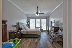 1415 Crystal Lake Cir E, Pearland, TX 77584 - Photo 26