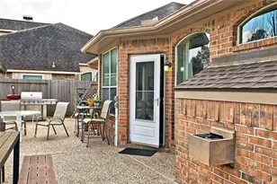 1415 Crystal Lake Cir E, Pearland, TX 77584 - Photo 42