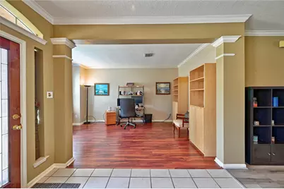 1415 Crystal Lake Circle E, Pearland, TX 77584 - Photo 8