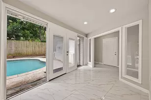 5207 Bent Bough Ln, Houston, TX 77088 - Photo 12