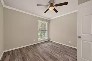 5207 Bent Bough Ln, Houston, TX 77088 - Photo 20