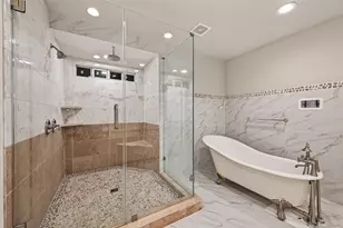 5207 Bent Bough Ln, Houston, TX 77088 - Photo 42