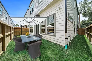 8430 Vogue Ln, Houston, TX 77055 - Photo 18