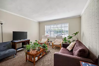 2600 Bellefontaine St Apt D24, Houston, TX 77025 - Photo 8