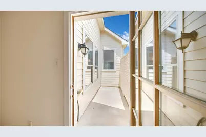 12610 Baldwin Springs Court, Tomball, TX 77377 - Photo 20