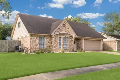 1804 Sleepy Creek Way, Pearland, TX 77581 - Photo 1
