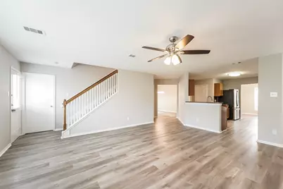 9816 Lace Flower Way, Conroe, TX 77385 - Photo 4