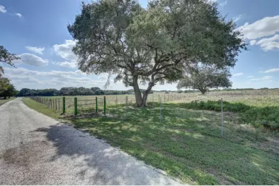 2927 County Road 240, Hallettsville, TX 77964 - Photo 36