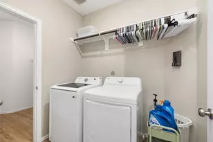 7206 Oakmont Ave, Baytown, TX 77523 - Photo 18
