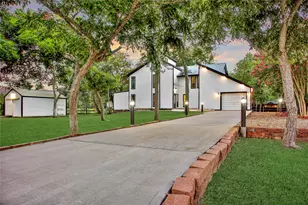 9814 King Cir S, Manvel, TX 77578 - Photo 2