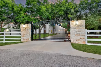 9814 King Circle S, Manvel, TX 77578 - Photo 4