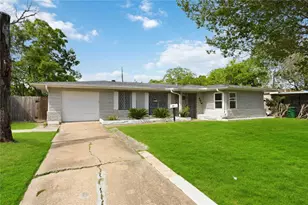 5919 Van Fleet St, Houston, TX 77033 - Photo 2