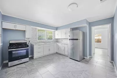 5919 Van Fleet Street, Houston, TX 77033 - Photo 8