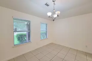3010 Stonecross Ln, Dickinson, TX 77539 - Photo 8