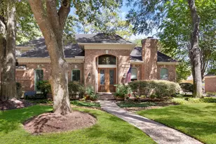14018 Court of Regents, Houston, TX 77069 - Photo 2