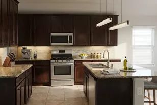 24307 Hampton Terrace Ln, Spring, TX 77389 - Photo 4