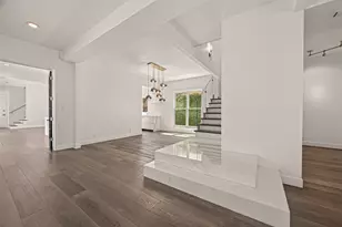 2114 Wroxton Rd, Houston, TX 77005 - Photo 4