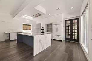2114 Wroxton Rd, Houston, TX 77005 - Photo 16