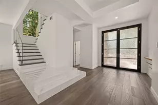 2114 Wroxton Rd, Houston, TX 77005 - Photo 4