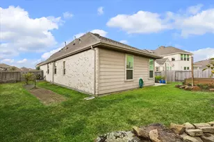 1815 Oakdale Mist Dr, Dickinson, TX 77539 - Photo 26
