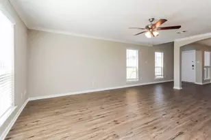 2702 Shearwater Bend Dr, Humble, TX 77396 - Photo 4