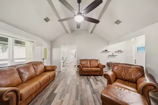 19819 Hampton Wood Dr, Tomball, TX 77377 - Photo 8