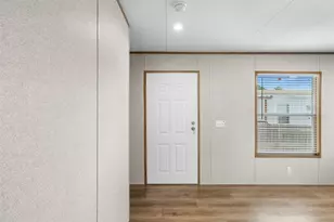 205 Setting Way, Navasota, TX 77868 - Photo 4