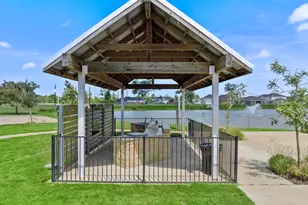130 Water Grass Trl, Clute, TX 77531 - Photo 34