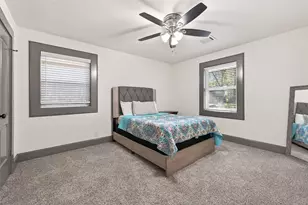 10054 Cedardale Dr, Houston, TX 77055 - Photo 30