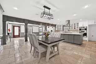 10054 Cedardale Dr, Houston, TX 77055 - Photo 10