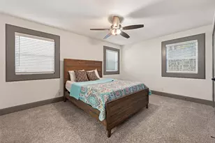 10054 Cedardale Dr, Houston, TX 77055 - Photo 30