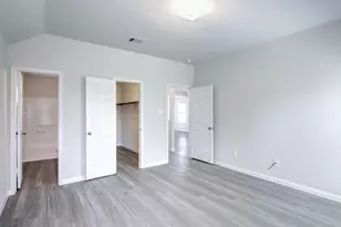 12703 Rio Nueces Ln, Rosharon, TX 77583 - Photo 10