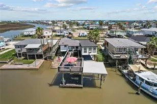 347 Bonito Ln, Surfside Beach, TX 77541 - Photo 1