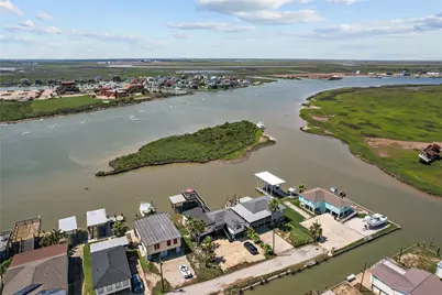 347 Bonito Lane, Surfside Beach, TX 77541 - Photo 4