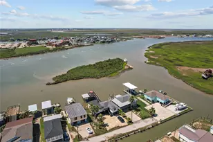 347 Bonito Ln, Surfside Beach, TX 77541 - Photo 4