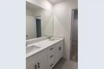 8314 Amethyst Valley Lane, Angleton, TX 77515 - Photo 6
