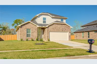 412 Magnolia Street, Richwood, TX 77566 - Photo 1