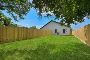 8122 Double Ave, Houston, TX 77088 - Photo 18