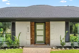698 Orange Grove St, League City, TX 77573 - Photo 2