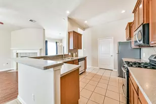 7201 Valentine Ln, Pearland, TX 77584 - Photo 10