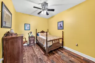 749 12th St, Dickinson, TX 77539 - Photo 16