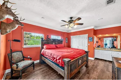 749 12th Street, Dickinson, TX 77539 - Photo 12