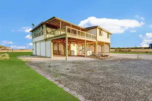 221 Flamingo Dr, Anahuac, TX 77514 - Photo 6