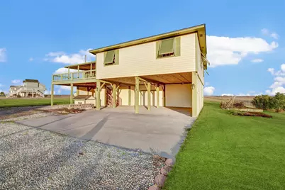 221 Flamingo Drive, Anahuac, TX 77514 - Photo 4