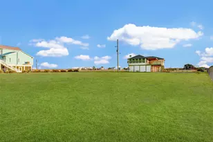 221 Flamingo Dr, Anahuac, TX 77514 - Photo 40