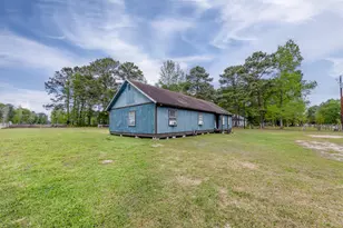 101 Plantation Dr, Waller, TX 77484 - Photo 4