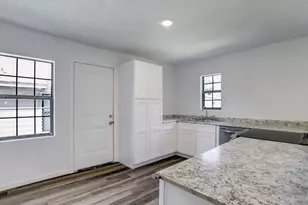 513 Mayford St, Houston, TX 77076 - Photo 10